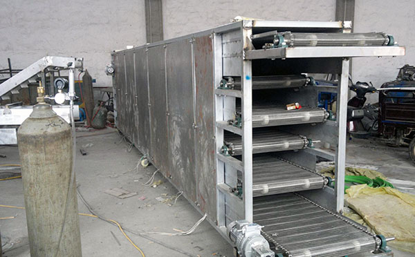 靈芝烘干機(jī) 靈芝烘干機(jī)